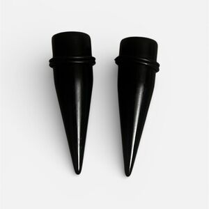 Black Tapered Plugs 20mm